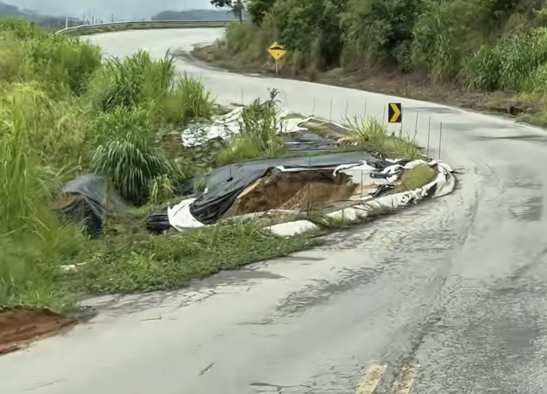Km 22 da MG-448 em Santa Bárbara do Tugúrio. Foto: Reprodução de vídeo