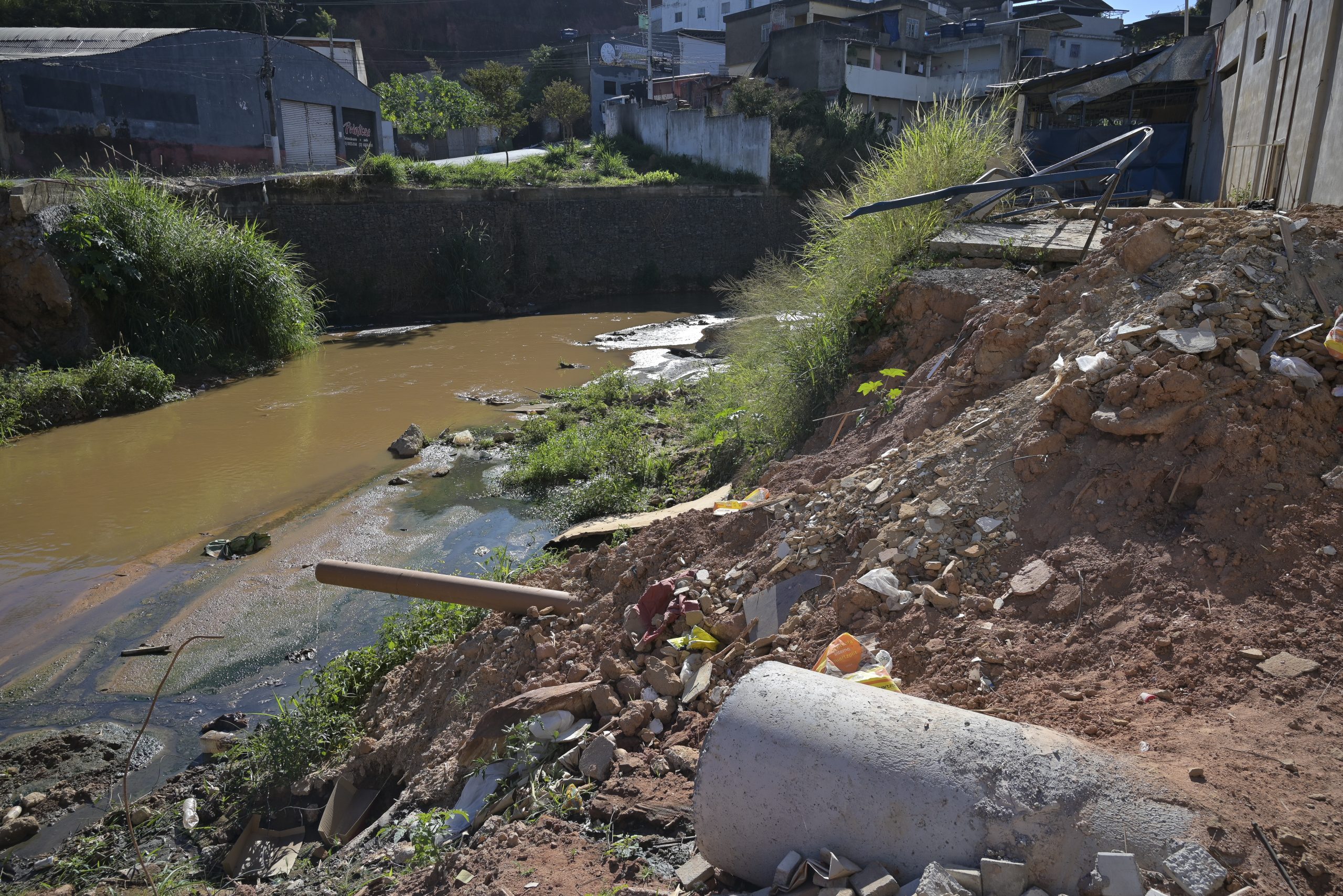 Ponte da geladeira. Julho/26 Local onde ficava a ponte da geladeira, na Rua Antonio Batista. Foto Washington Alves/Light Press